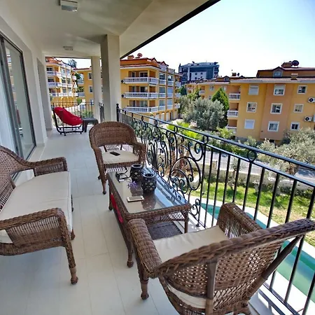 Luxe Penthouse Arte Mare * Кушадасы