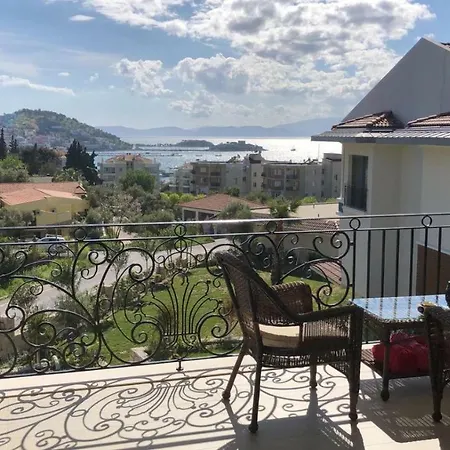 Luxe Penthouse Arte Mare * Кушадасы